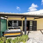 Quinta Aves - T2 Com Piscina Comum 招待所 Odiáxere