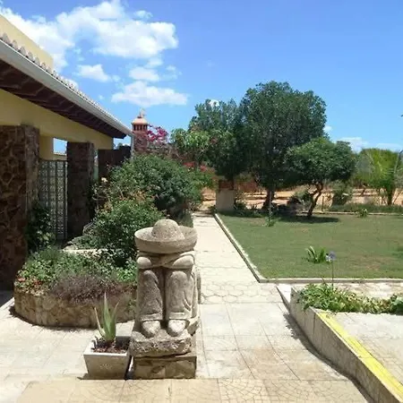 Quinta Aves - T2 Com Piscina Comum 4*