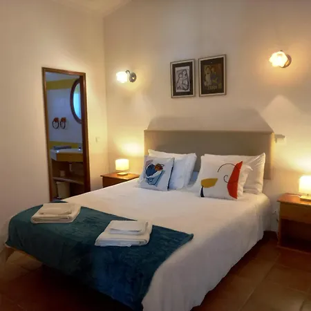 Quinta Aves - T2 Com Piscina Comum 4*