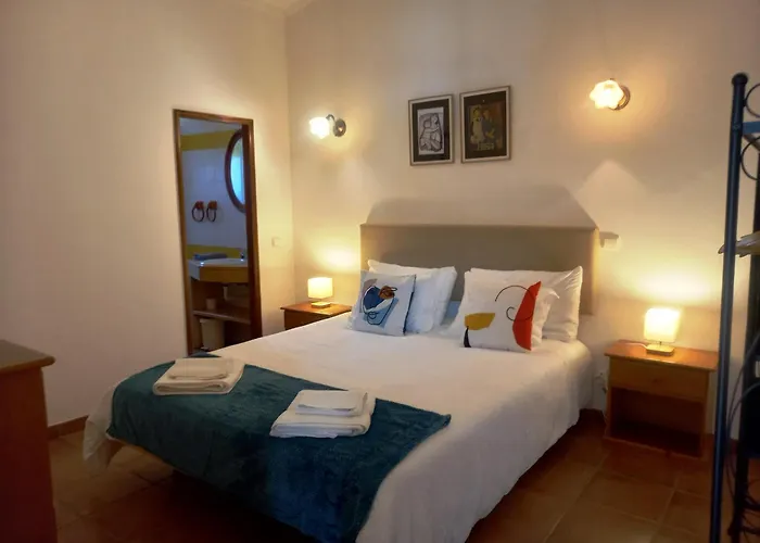 Quinta Aves - T2 Com Piscina Comum 4*