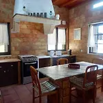 Quinta Aves - T2 Com Piscina Comum بيت ضيافة Odiáxere